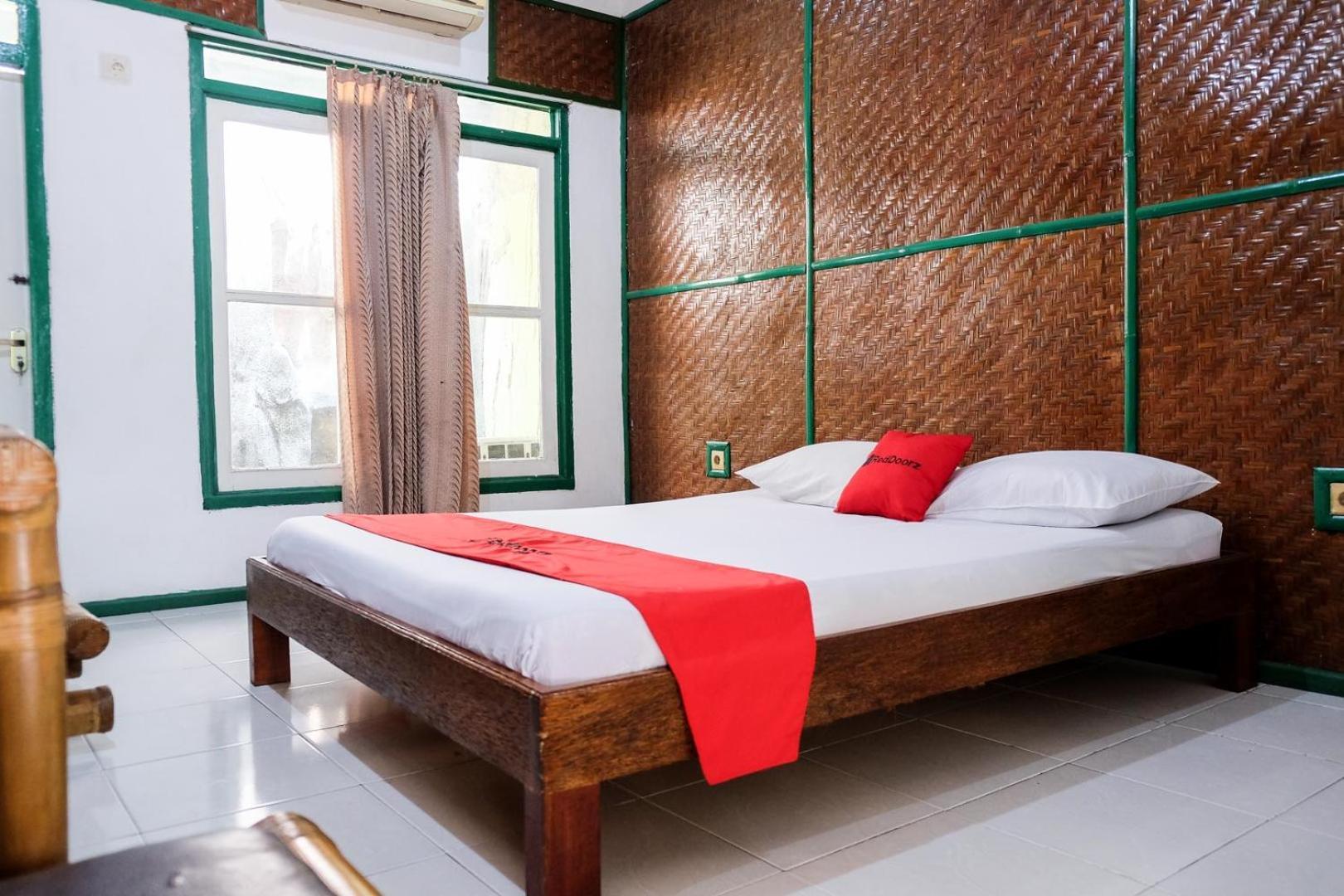 Reddoorz Plus Near Jalan Baru Bogor Kültér fotó