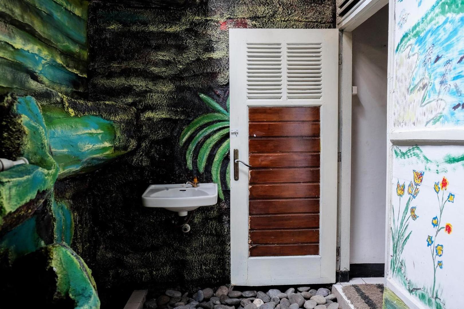 Reddoorz Plus Near Jalan Baru Bogor Kültér fotó
