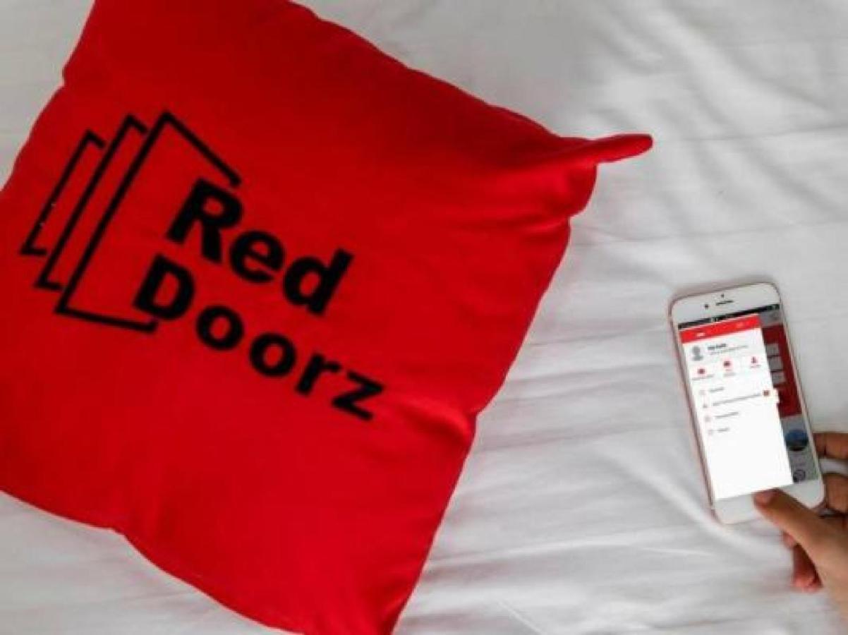 Reddoorz Plus Near Jalan Baru Bogor Kültér fotó